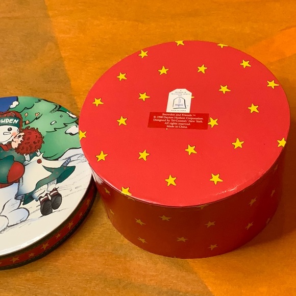 Snowden and Raggady Annie Keepsake container - Picture 3 of 3